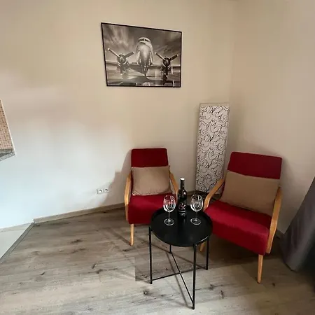 Modern Apartment Krymska & Francouzska Street Prague Exterior photo