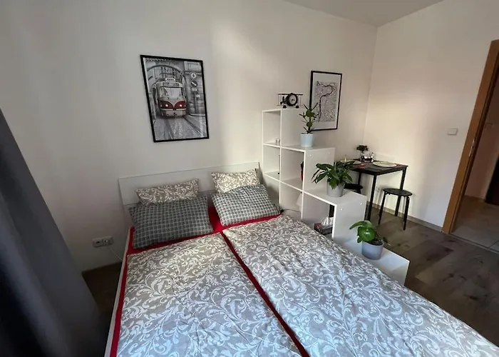 Modern Apartment Krymska & Francouzska Street